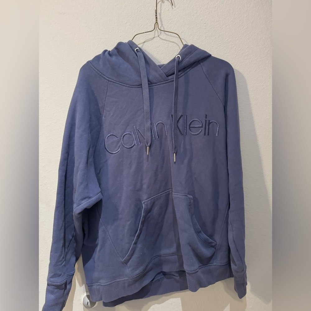 Calvin Klein Blue Sweater with Relaxed Fit and Ribbed Cuffs